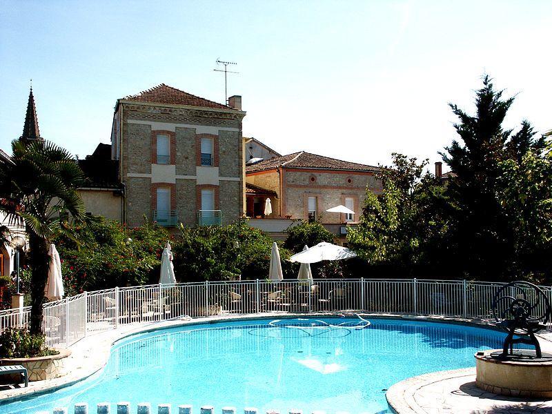 Hotel Residence Larroque Caussade Exteriér fotografie